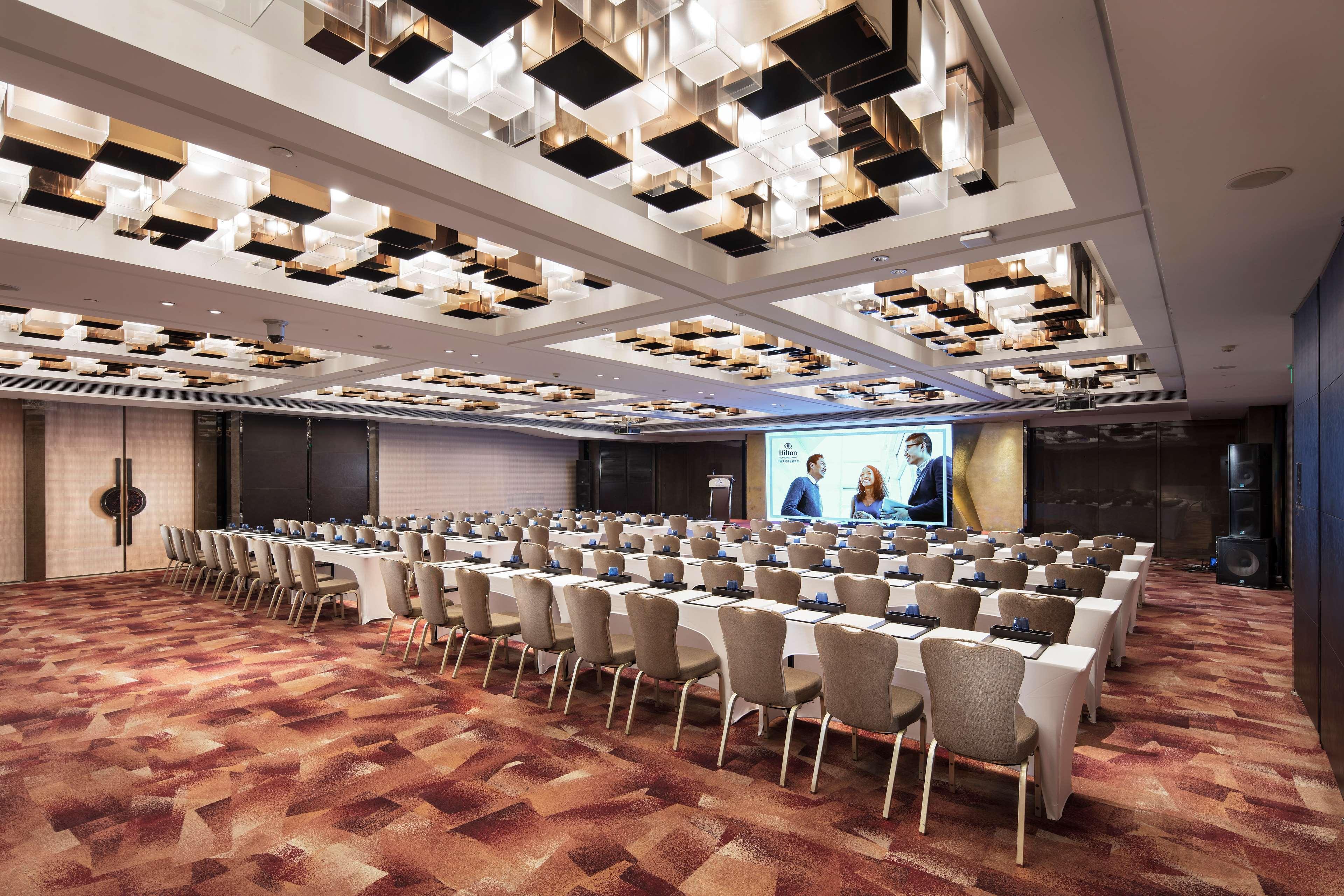 Hilton Guangzhou Tianhe - Free Shuttle Bus And Registration Counter Available During Canton Fair Period Exterior foto The Grand Ballroom
